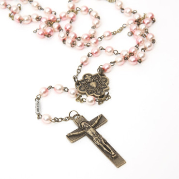 Rosary with pink glass bead heart