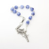 Bracelet christ perle de verre peinte bleu